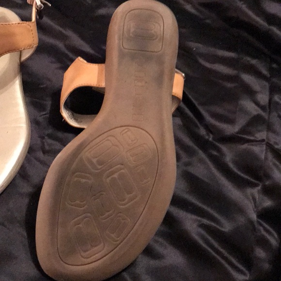 Sandals - Picture 2 of 3